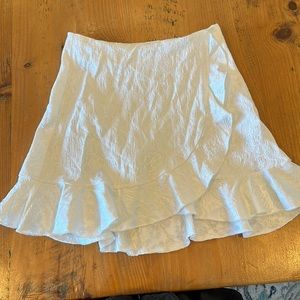 Aqua NWT size small white skirt